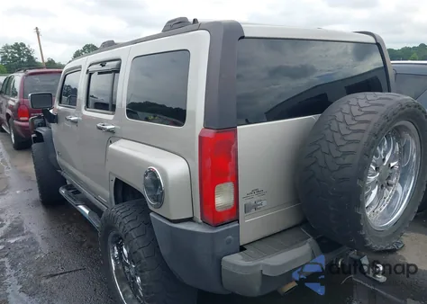 2006 Hummer H3 Suv из США, поврежденный, VIN 5GTDN136468105717